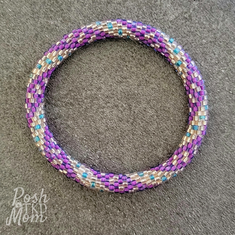🔥☯️FINAL PRICE!!!☯️🔥 Glass Bead Bracelet (Purple/White/Blue) - NWOT